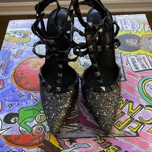 BCBGeneration Darron Glitter Pumps